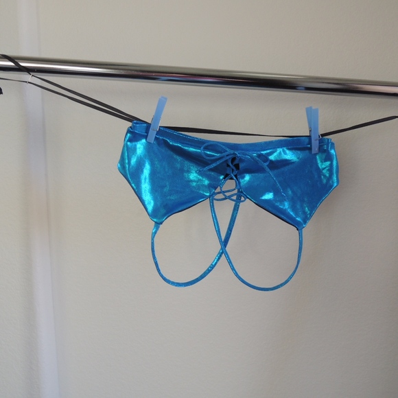 top - Picture 2 of 3